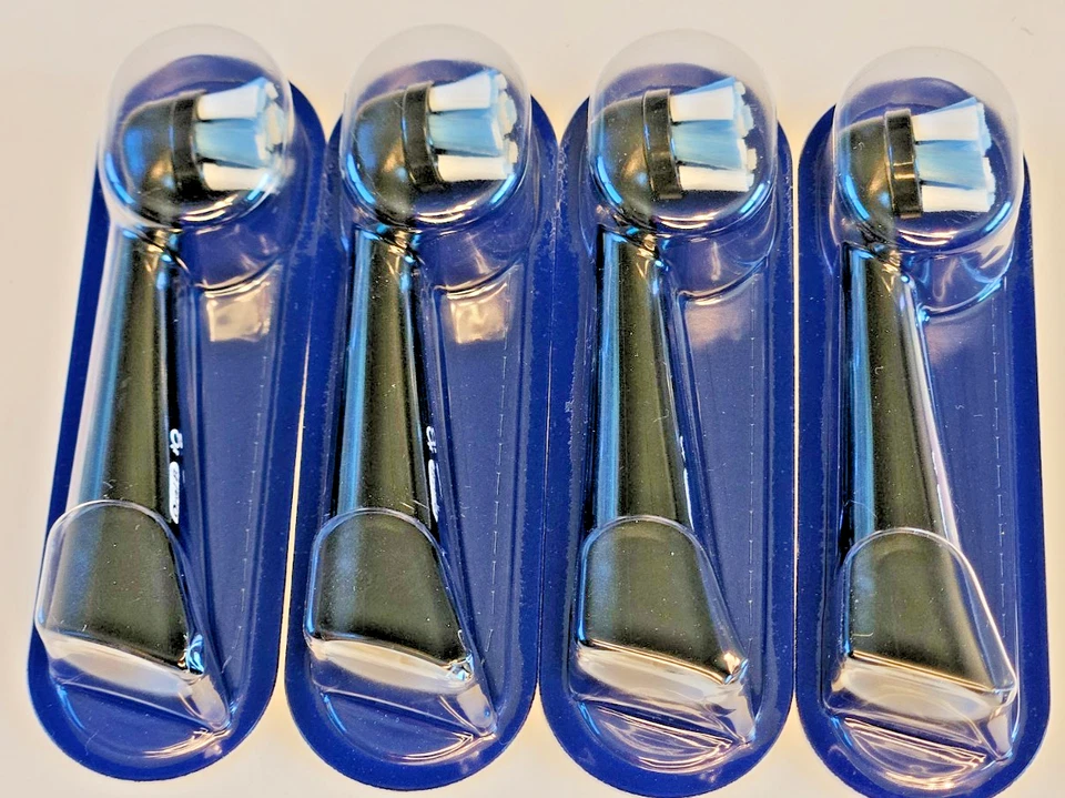 Oral-B iO Series Deep Clean Replacement Brush Heads 4ct – Black - Image 1 of 4