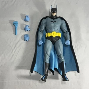 McFarlane DC Multiverse BATMAN Detective Comics #27 Platinum Edition - Picture 1 of 4