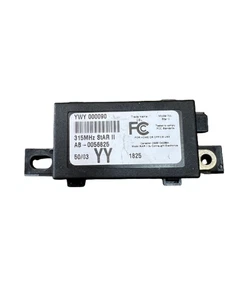 Land Rover Discovery 2 99-04 OEM Alarm Receiver ECU YWY000090 - Picture 1 of 2