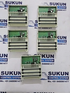 SCHNEIDER 170ADM35011 TSX MOMENTUM I/O BASE - Picture 1 of 7