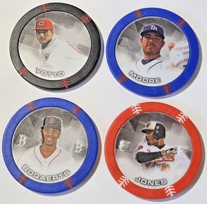 Lote de 4 fichas de póquer 2014 Topps MLB Chipz Brilla en la oscuridad Votto Moore Jones Bog - Imagen 1 de 9