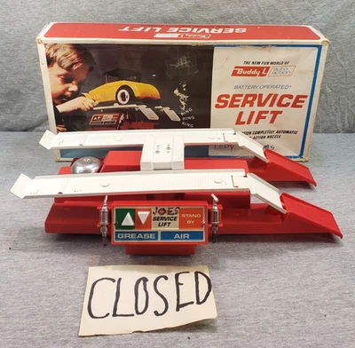 Elevador de servicio vintage Buddy L acción automática a batería con caja P/R C. 1967 Foto 1 de 4