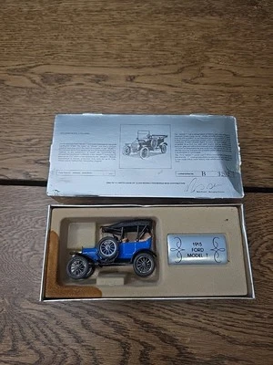Coche diecast vintage Corgi Classics 1915 Ford Modelo T Azul Serie Coleccionistas 1985 Foto 1 de 4