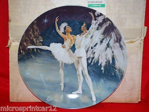 "El Rey y la Reina de las Nieves"" 1979 Plato de la Serie de Ballet Cascanueces de Shell Fisher - Imagen 1 de 8