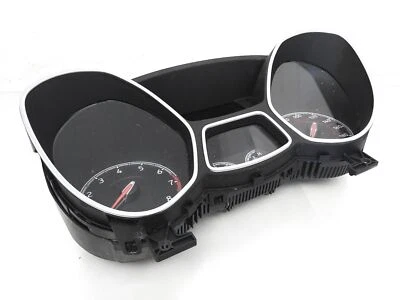 2014-2018 Ford Focus Speedometer Instrument Gauge Cluster 66K Mi F1et10849asn - Imagem 1 de 4