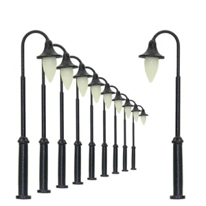 LYM35 10pcs Model Railway HO Scale 1:87 Lamp Post Street Lights LEDs - Picture 1 of 4