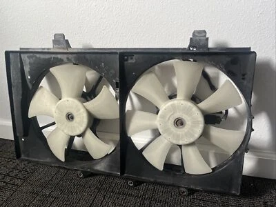 2004-2005 Dodge Neon SRT-4 Cooling Fan Assembly Foto 1 de 2