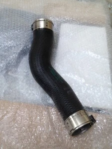 BMW F07 F10 F11 F18 TURBO HOSE PIPE CHARGE DUCT INTERCOOLER 7612095 NEW OEM - Picture 1 of 3