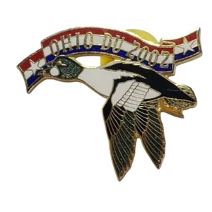 Vtg 2002 Ohio DU Ducks Unlimited Lapel Pin Duck in Flight Red White Blue Banner - Picture 1 of 6