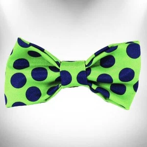 Walk-e-Woo Neon Blue Dots on Green Doggie Bow Tie - Picture 1 of 1