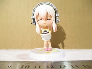 "Super Sonico" Chibi Kyun Chara Figur, Kombiversand möglich - Bild 1 von 3