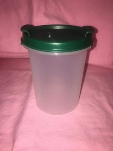 Tupperware NEU Modular Mates rund 2 Behälter grün NOS Shake N Löffel Dichtung - Bild 1 von 12