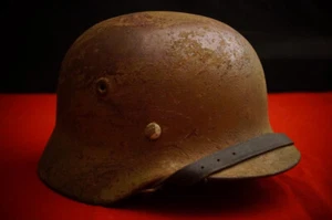 Stahlhelm M40 sehr guter mit Tarnung erkennbar!!! Innenfutter WK2 WH - Bild 1 von 16