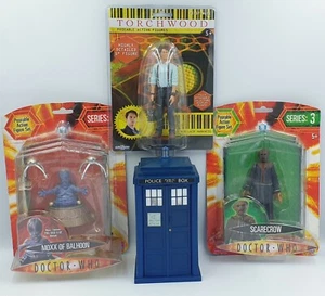 DOCTOR WHO / TORCHWOOD : JACK HARKNESS, MOXX OF BALHOON, SCARECROW & TARDIS (SK) - Picture 1 of 11