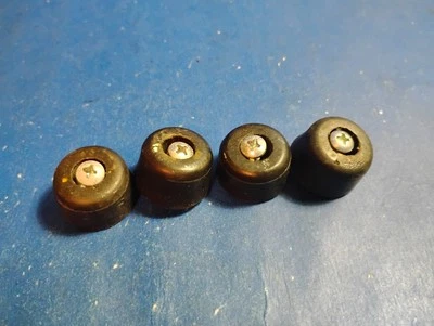 Original VitaMix 3600 Blender Replacement Rubber Feet  Only  Lot Of 4 - Image 1 of 3