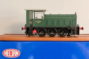 Heljan ‘25901’ O Gauge Class 05 Diesel Shunter Plain Green Livery - Picture 1 of 4