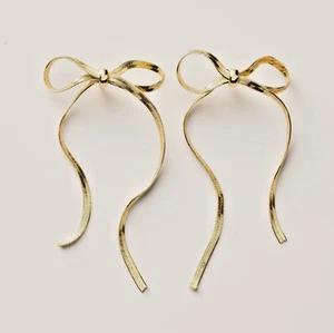 Neu mit Etikett Kate Spade x Target Gold Schleife lineare Ohrhänger - Bild 1 von 8