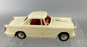 TRIANG M031 GRAN ESCALA 1/20 TALLA TRIUMPH HERALD CUPÉ LXO753 REPUESTOS REPARACIONES - Imagen 1 de 6