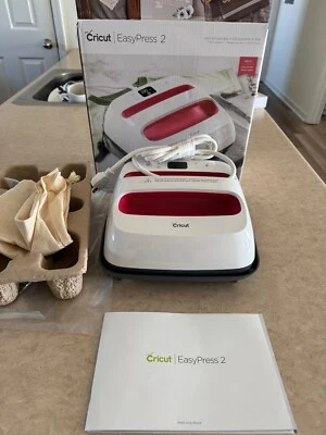 Cricut EasyPress 2  Heat Press Machine - Rassbery - Image 1 of 4