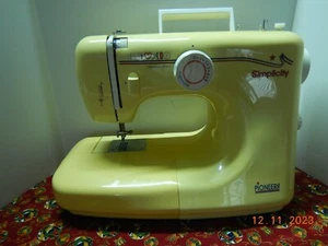 Simplicity "Pioneer" Sewing Machine Model SA200 W/Instructions - Picture 1 of 10