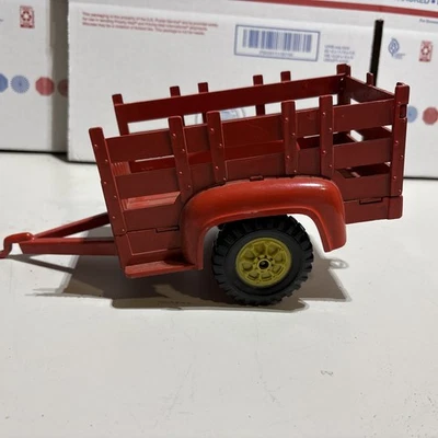 Remolque de 2 ruedas Hubley Metal Red Farm #800-2 de colección Foto 1 de 4