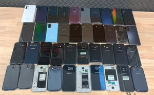 Lot x40 téléphones Android - en l'état / cassé / pour pièces / réparation *NON TESTÉ* - Photo 1 sur 24