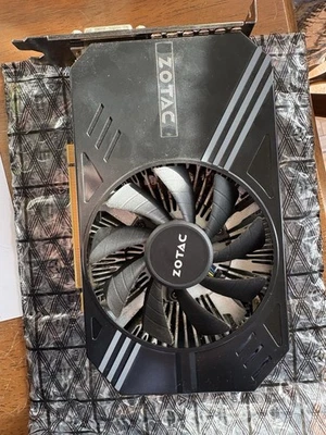 Tarjeta de gráficos de video ZOTAC NVIDIA GeForce GTX 1060 6 GB 192 BITS GDDR5 Foto 1 de 4