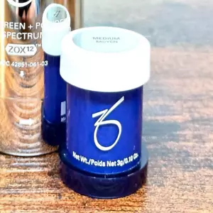 Zo Skin Health Sunscreen + Powder SPF 45 MEDIUM 3 g / 0.10 oz REFILL *Read* - Picture 1 of 4
