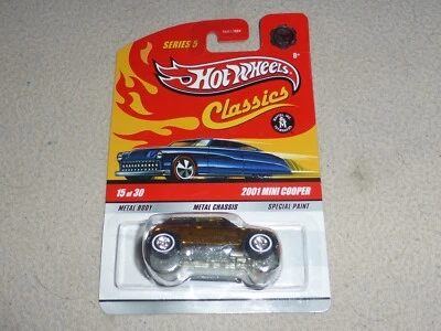NEW ON CARD HOTWHEELS CLASSICS 2001 MINI COOPER REAL RIDERS MATTEL SERIES 5 #15 - Image 1 of 4
