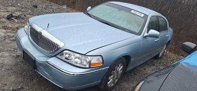 2009 Lincoln Town Car Automatic Transmission OEM 120K Miles - LKQ407472409 - Image 1 of 4