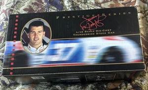NUEVO EN CAJA 1:18 ERTL PRESTIGE #37 JEREMY MAYFIELD K-MART/RC COLA CWC FUNDIDO A PRESIÓN CON CERTIFICADO DE AUTENTICIDAD - Imagen 1 de 7