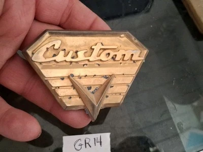 Emblema de guardabarros real personalizado Dodge 1955 de colección OEM 1599413 MOPAR Foto 1 de 4