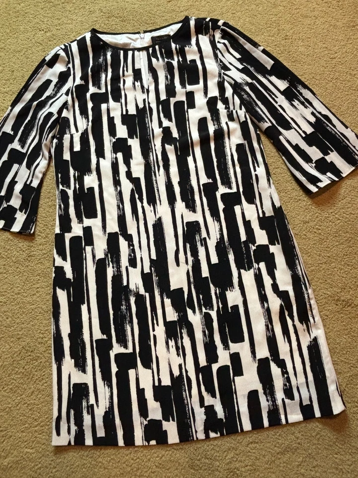 Vestido Tahari Negro Blanco Vaina Estampado Manga Campana 3/4 Hasta la Rodilla 6 Foto 1 de 4
