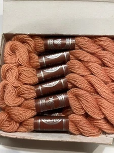 DMC Wool Embroidery Floss Medicis Coral 8175 27.3yd Skein Box Of 10 - Picture 1 of 5