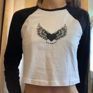 Black and White Cropped LongSleeve Graphic Shirt ‘Los Angeles’ Primark size XS/6 - Picture 1 of 4