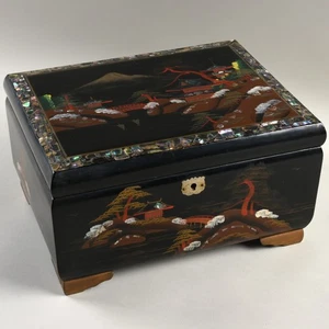 Musical Jewelry Box Hand Painted Mid-Century Black Enamel Asian - Picture 1 of 11