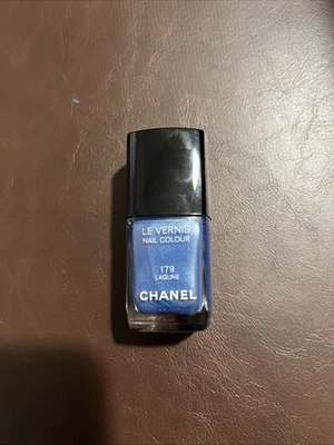 Esmalte de uñas de larga duración Chanel le Vernis #179 Lagune Foto 1 de 3