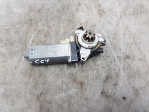 Mercedes Clase C W204 2013 - 2019 motor asiento delantero derecho 0390203003 - Imagen 1 de 6