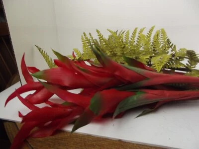 Disney Disneyland Jungle Cruise Bromelia Helecho Plantas Artificiales Rásticas  Foto 1 de 4