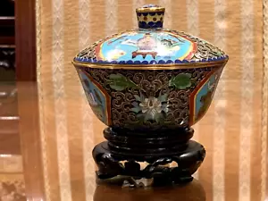 SCHÖNE ALTE CHINESISCHE EMAILLE SCHALE MIT DECKEL und HOLZSTÄNDER - Bild 1 von 10