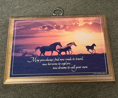 Placa de pared de madera vintage 1981 sello caballos caminos para viajar sueños Foto 1 de 2