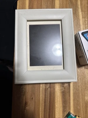 Digital Photo Frame 10.1 Inch - Image 1 of 2