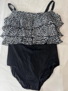 Inches Away by Longitude One Piece Swimsuit Ruffled Slimming Tummy 18W or 20W - Picture 1 of 19