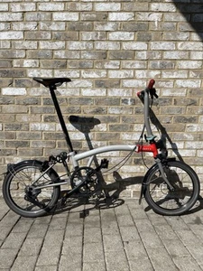 Brompton CHPT3 V4 - Iconic CHPT3 Brompton 2023 4 Speed S4L - WORLDWIDE DELIVERY - Picture 1 of 16