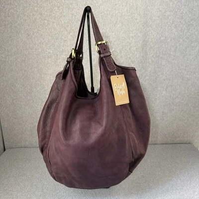 Bolsa Nova Bolso de Hombro de Cuero Púrpura Cartera Boho Slouchy Hobo Nuevo con Etiquetas Precio de venta sugerido por el fabricante $368 Foto 1 de 4