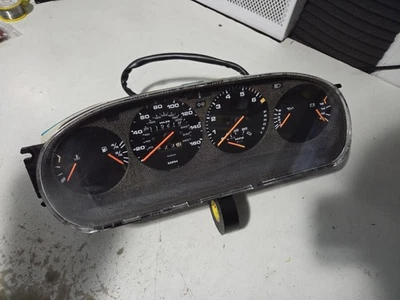 Cuadro de instrumentos velocímetro Porsche 944 1986-1991 94464131103 Foto 1 de 4