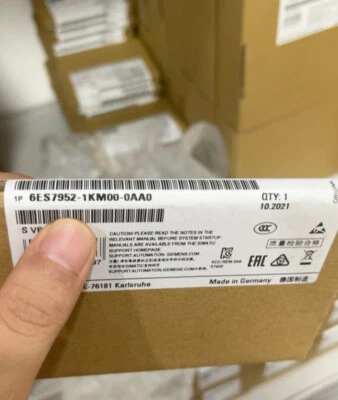 1PCS New Siemens 6ES7952-1KM00-0AA0 S7-400 EPROM 4MB Memory Card Brand *SE - Image 1 of 3