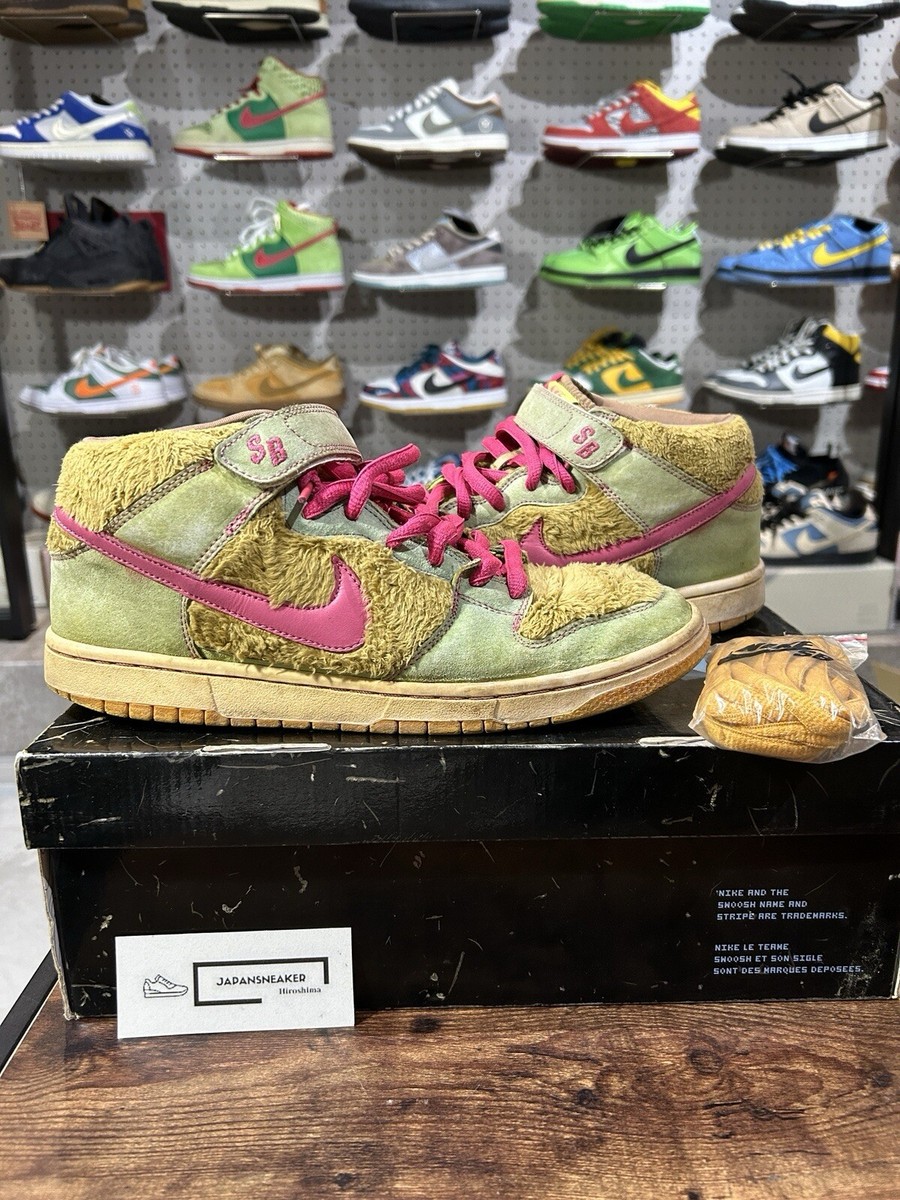 Nike Dunk Premium SB Mid Three Bears - Mama Bear for Sale Nike Dunk Premium SB Mid Three Bears - Mama Bear for Sale