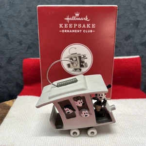 Hallmark Keepsake Ornament Disney Oswald the Lucky Rabbit 2018 Member Exclusive - Picture 1 of 5