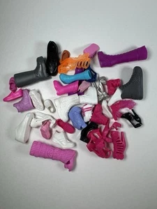 Mattel Barbie Lot Of 39 Shoes All Singles No Matches Barbie Ken Skipper Chelsea - Picture 1 of 12